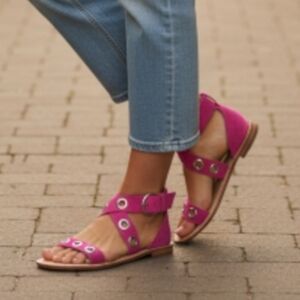 NEW Halogen pink sandals